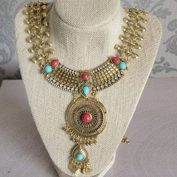 Accessories - Chunky Gold Tone Boho Belt